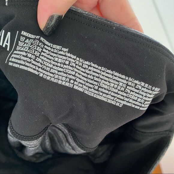 Victoria’s Secret Leggings - Picture 8 of 9